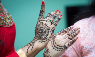 SK Beauty Parlour & Mehandi Artist, Bhalki